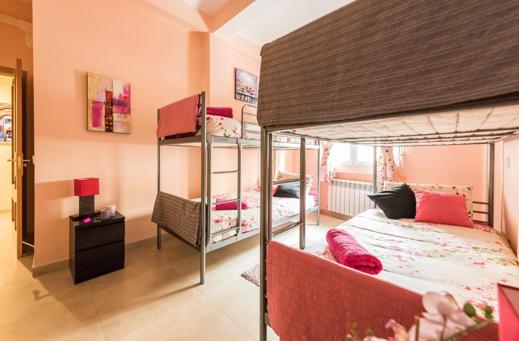 Apartamentos Madrid Xxxiii - Alojamiento De Temporada Rom bilde