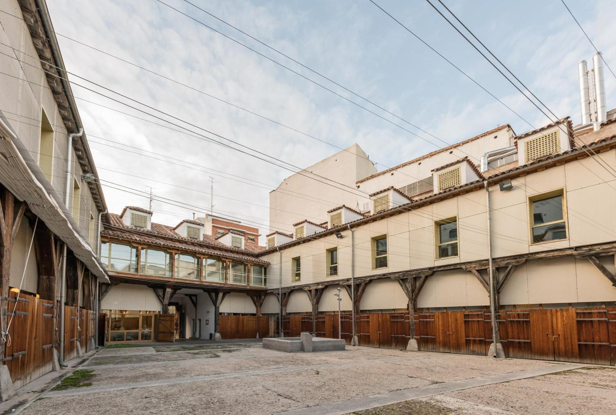 Apartamentos Madrid Xxxiii - Alojamiento De Temporada Rom bilde