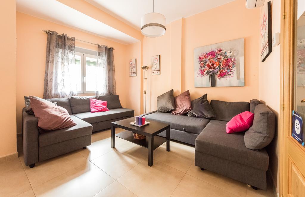 Apartamentos Madrid Xxxiii - Alojamiento De Temporada Eksteriør bilde