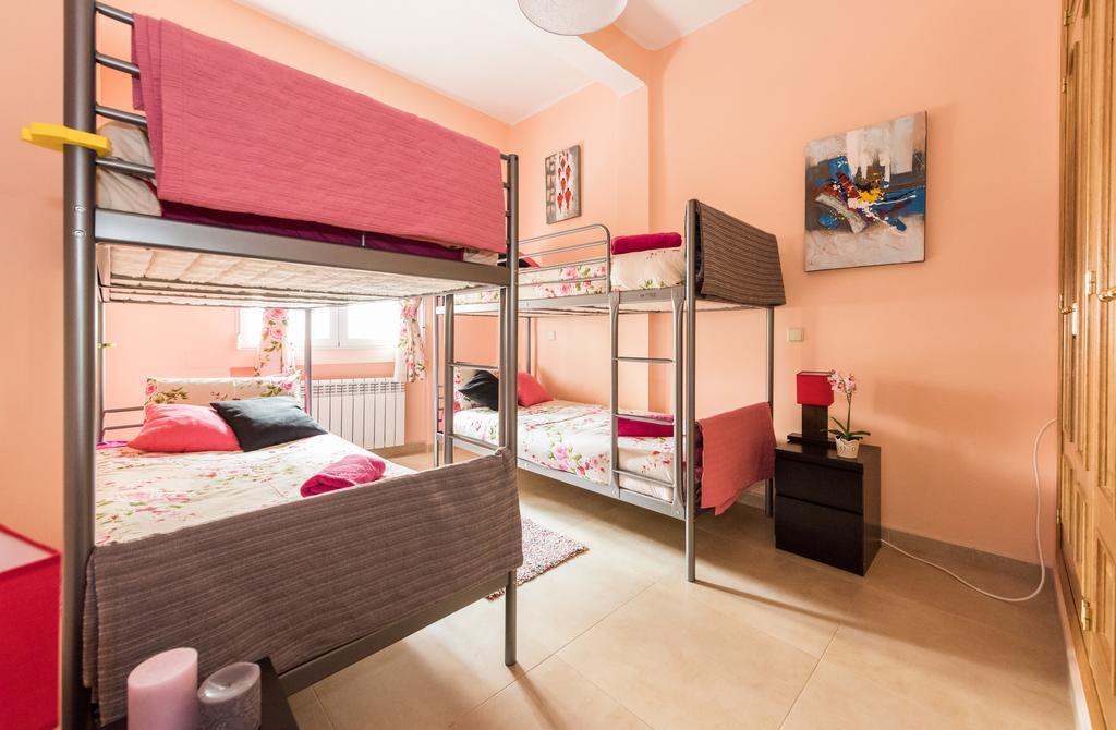 Apartamentos Madrid Xxxiii - Alojamiento De Temporada Eksteriør bilde